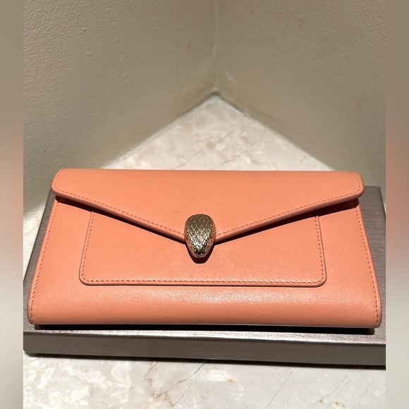 BVLGARI Serpenti Forever Continental wallet carnelian coral nappa leather $1000 - Picture 9 of 12
